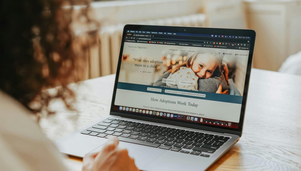 The Foundation of Your Online Presence – Domain Names & Web Hosting The Foundation of Your Online Presence – Domain Names & Web Hosting